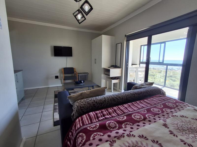 5 Bedroom Property for Sale in Sandy Point Western Cape